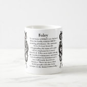 マグFoley家族の紋章付き外衣 コーヒーマグカップ (中央)