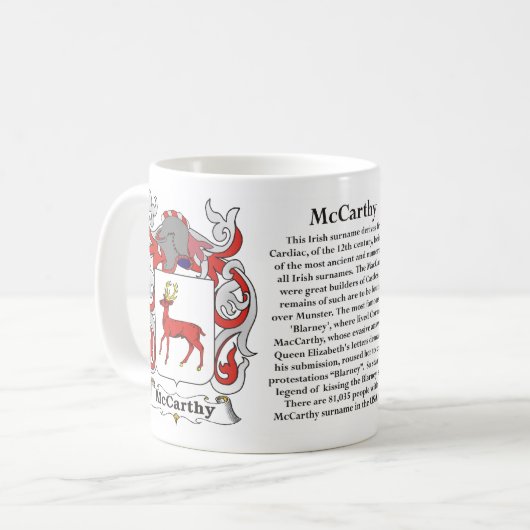 マグMcCarthy家族の紋章付き外衣 コーヒーマグカップ (正面左)