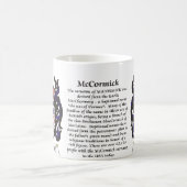 マグMcCormick家族の紋章付き外衣 コーヒーマグカップ (中央)