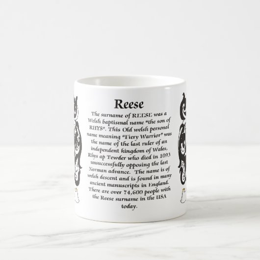 マグReese家族の紋章付き外衣 コーヒーマグカップ (中央)