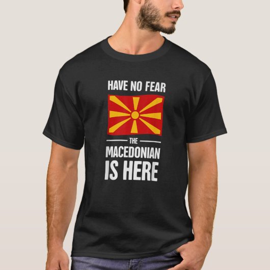 マケおもしろいドニア国旗バルカン共和国 Tシャツ (正面)