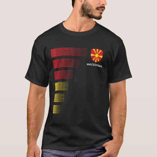 マケドニア国旗のエンブレム愛国的なマケドニア国民 Tシャツ (正面)