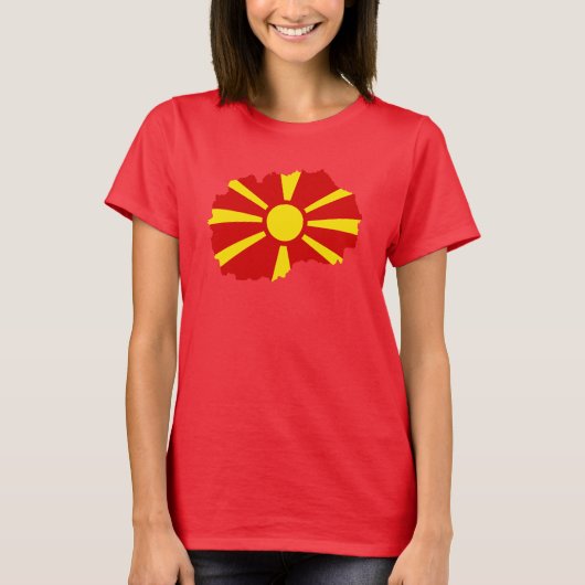 マケドニアTシャツの国旗の地図 Tシャツ (正面)