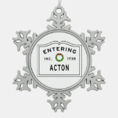 マサチューセッツの町のアクトンに入る スノーフレークピューターオーナメント (正面)