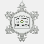 マサチューセッツの町バーリントンに入る スノーフレークピューターオーナメント (正面)