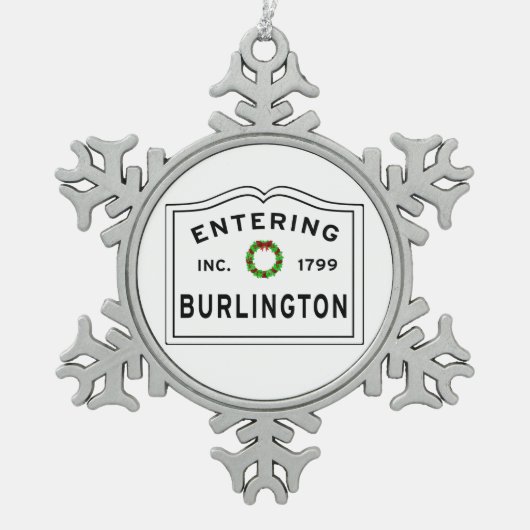 マサチューセッツの町バーリントンに入る スノーフレークピューターオーナメント (正面)