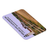 マサチューセッツ州ケープコッド、ハイランドライトハウス マグネット (右側)