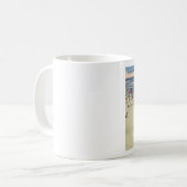 マサチューセッツ州サリスベリー-ヴィンテージビーチシーン コーヒーマグカップ (正面左)