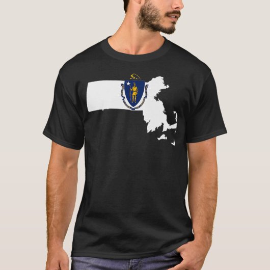マサチューセッツ州旗マサチューセッツ州地図の中 Tシャツ (正面)