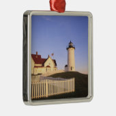 マサチューセッツ、ウッズホール、ノブスカ灯台 メタルオーナメント (右)