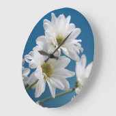 マザーズデイホワイトデイジーズガーデンオブラブブルースカイ ラージ壁時計 (傾斜)