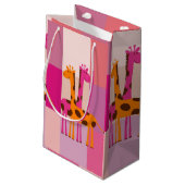 マザーズデイ抱き枕キリン スモールペーパーバッグ (裏面アングル)