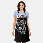 マザーズパーソナライズされたデイギフトキッチンユニークエプロン エプロン (着用した状態)