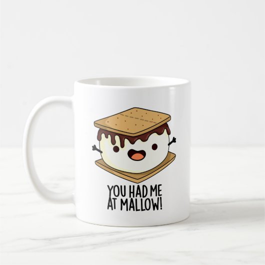 マシュマロで恋に落ちた Funny Smore Pun コーヒーマグカップ (左)