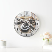 マシンショップでのギアとレンチ ラージ壁時計 (ホーム)