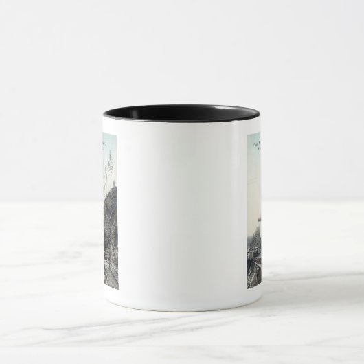 マシン飛んでいるの表示, South ForkElk, CA マグカップ (中央)