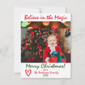 マジカルなクリスマスの瞬間を信じて ホリデー フォト カード (正面)