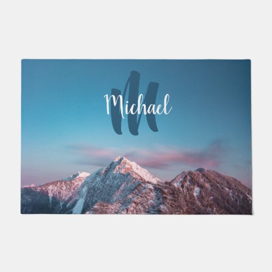 マジカルスカイモノグラムマウンテンストルジチスロベニア ドアマット (正面)