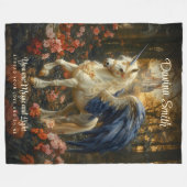 マジカルペガサスホワイトブルーファンタジーユニコーン フリースブランケット (正面(横))