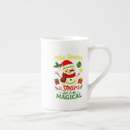 マジカル・スノーマン・ノベルティマグ 独特なクリスマス仕様 ボーンチャイナマグカップ