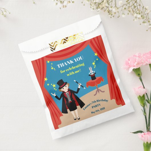 マジシャンガールショーバースデーパーティー フェイバーバッグ (封をした状態)