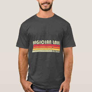 マジシャンレイクミシガンおもしろい魚釣りキャンプ Tシャツ