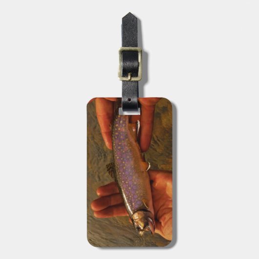 マスを手に ラゲッジタグ (正面縦)