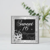 マスカレードスウィート16の16の誕生日白黒 招待状 (スタンド正面)