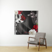 マスカレード黒の赤いエレガントフローラパーティー背景 タペストリー (インサイチュ(横))
