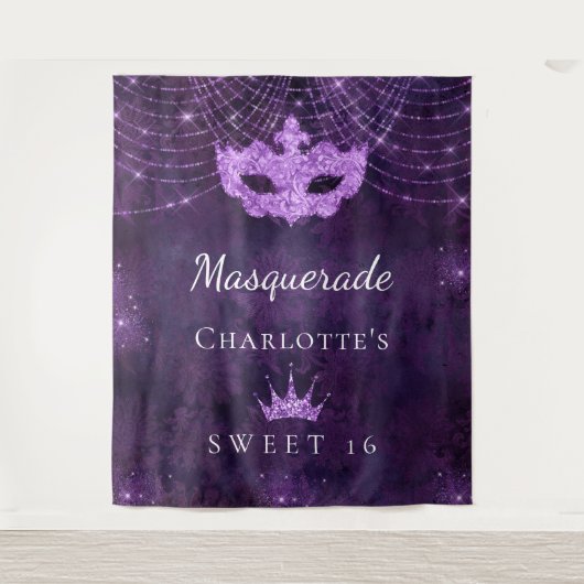マスカレード パープル グリッター ダスト スウィート16 誕生日 タペストリー (正面)