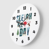 マスクはっきりした文字冬のシーン'Sleigh All Day' ラージ壁時計 (傾斜)