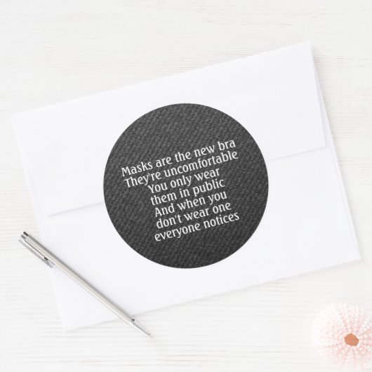 マスクは新しいブラジャーのジョークの黒 ラウンドシール (封筒)