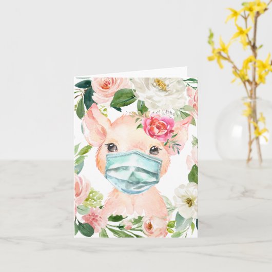 マスクを着用したかわいい豚 | ソーシャルディスタンス カード (黄色い花)