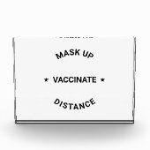 マスクアップ、距離、予防接種モダン文字 フォトブロック (正面)