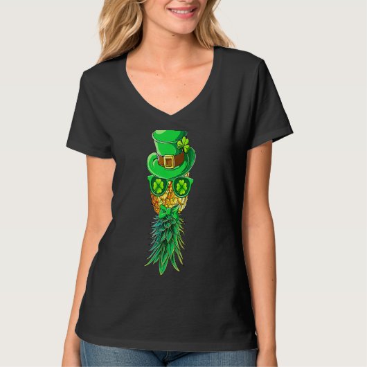 マスクスインガー逆さまにPineapple St Patrick's Da Tシャツ (正面)
