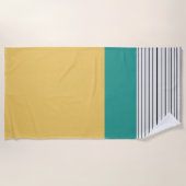 マスタードとティール（緑がかった色）柄 ビーチタオル (正面)