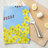 マスタードの花と凧と雲 キッチンタオル (四つ折り)