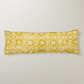 マスタードイエローとホワイトレースオーバーレイ ボディピロー (裏面)