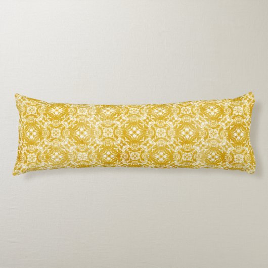 マスタードイエローとホワイトレースオーバーレイ ボディピロー (正面)