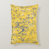 マスタードエレガントイエローにワイルドフラワー  アクセントクッション (正面(垂直))