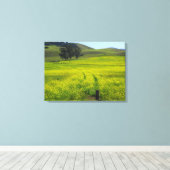 マスタードシードのフィールド – キャンバスプリント (インサイチュ (ウッドフロア))