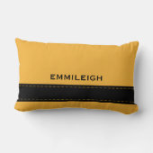 マスタードパーソナライズされたイエロージオメトリックブラックストライプ ランバークッション (裏面)