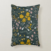 マスタードフローラカブトムシ&ビーズボヘミアンワイルドフラワー アクセントクッション (正面(垂直))