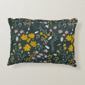 マスタードフローラカブトムシ&ビーズボヘミアンワイルドフラワー アクセントクッション (裏面)