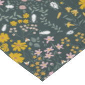 マスタードフローラカブトムシ&ビーズボヘミアンワイルドフラワー テーブルクロス (アングル)