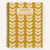 マスタードレトロビベリーフパターンモノグラム ノートブック (正面)