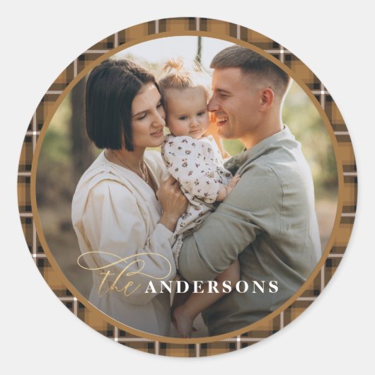 マスタード伝統的タータンチェックパーソナライズされたクリスマス ラウンドシール (正面)