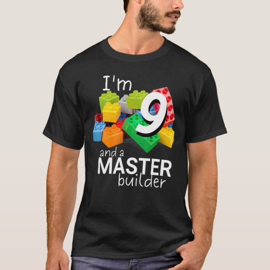 マスタービルダーかわいいブロック建物9th誕生日Bo Tシャツ (正面)