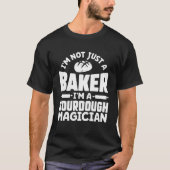 マスターBakerママ単なるBakerではない私はソース生地 Tシャツ (正面)