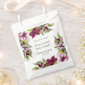 マゼンエレガントタ白色花模様とグリーンボタニカル フェイバーバッグ (クリップ留めされた状態)